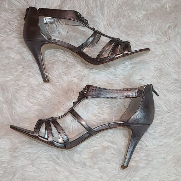 NEW Style & Co Leilani Embellished Heels 10 - Picture 4 of 9